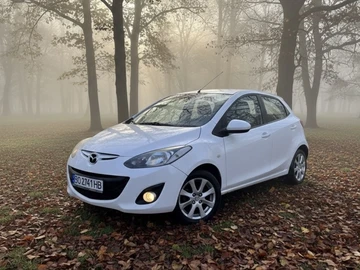 Авто Mazda 2 2011 № 8278674