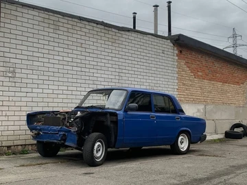 Авто ВАЗ 2107 2004 № 8278695