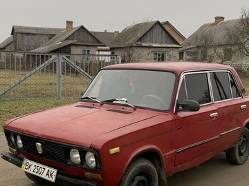 Авто ВАЗ 2103 1976 № 8279000