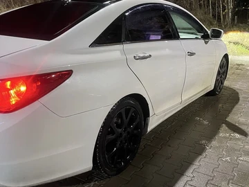 Авто Hyundai Sonata 2012 № 8279038