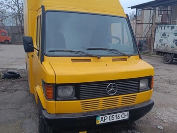 Авто Mercedes Mb 1995 № 8279057