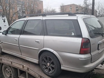 Авто Opel Vectra 1997 № 8279197