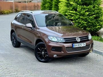 Авто Volkswagen Touareg 2014 № 8279277