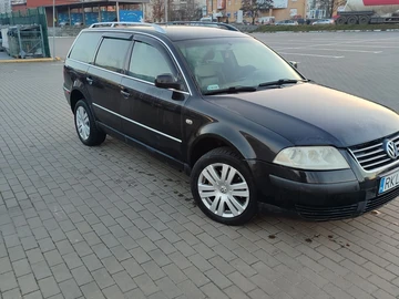 Авто Volkswagen Passat Variant 2001 № 8279583