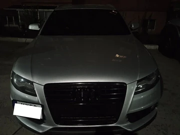 Авто Audi A4 2010 № 8279610