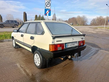 Авто ВАЗ 2109 1988 № 8279700