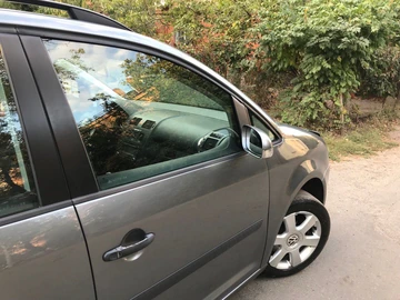 Авто Volkswagen Touran 2004 № 8279721