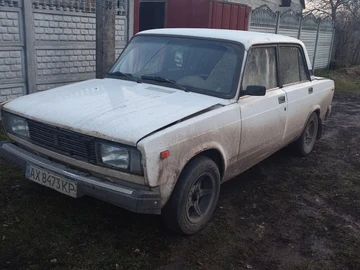 Авто ВАЗ 2105 1997 № 8279758