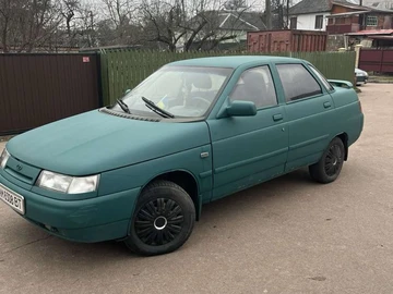 Авто ВАЗ 2110 2000 № 8279910
