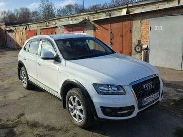 Авто Audi Q5 2010 № 8280518