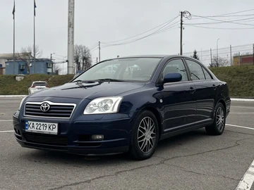 Авто Toyota Avensis 2004 № 8280524