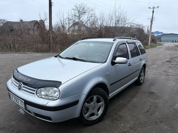 Авто Volkswagen Golf 1999 № 8280673