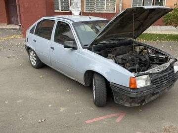 Авто Opel Kadett 1995 № 8280703
