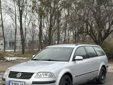 Авто Volkswagen Passat Sedan 2002 № 8280710