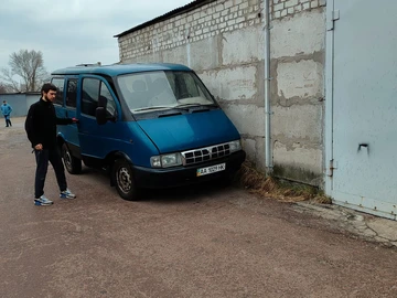 Авто ГАЗ 2217 Соболь Баргузин 2003 № 8280972