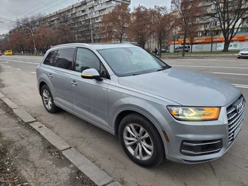 Авто Audi Q7 2018 № 8281071