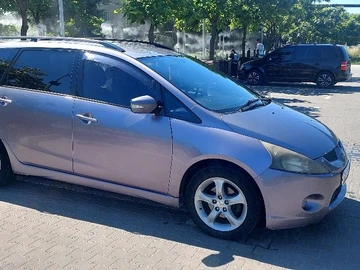 Авто Mitsubishi Grandis 2004 № 8281074