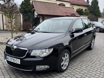 Авто Skoda Superb 2010 № 8281095