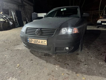 Авто Volkswagen Passat Sedan 2002 № 8281111