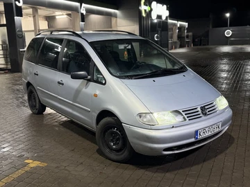 Авто Volkswagen Sharan 2000 № 8281227