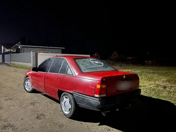 Авто Opel Omega 1988 № 8281302