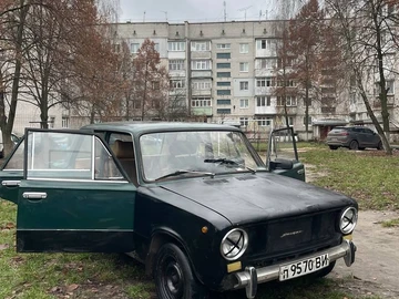 Авто ВАЗ 2101 1977 № 8281314