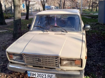 Авто ВАЗ 2107 1984 № 8281319