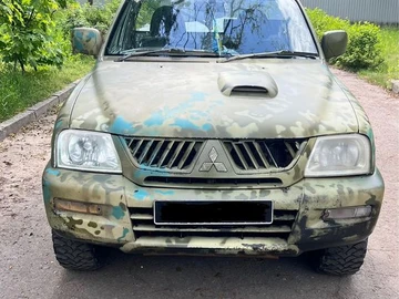 Авто Mitsubishi L 200 2005 № 8281369