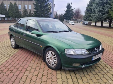 Авто Opel Vectra 1997 № 8281395