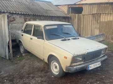 Авто ВАЗ 2107 1988 № 8281397
