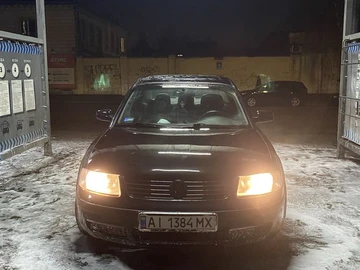Авто Volkswagen Passat Sedan 1996 № 8281434