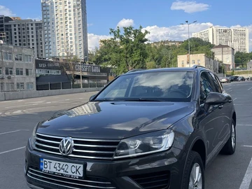 Авто Volkswagen Touareg 2017 № 8281507
