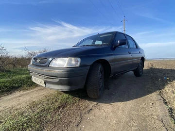 Авто Ford Escort 1993 № 8281703