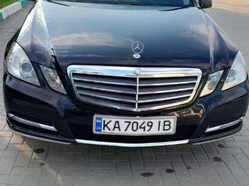 Авто Mercedes 220 2012 № 8281774