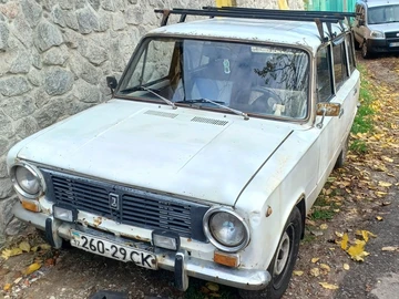 Авто ВАЗ 2102 1977 № 8281987