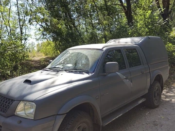Авто Mitsubishi L 200 2003 № 8281990