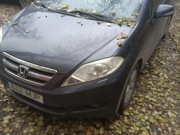Авто Honda Fr-V 2006 № 8282100