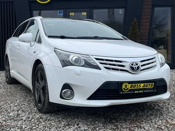 Авто Toyota Avensis 2012 № 8282176
