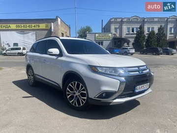 Авто Mitsubishi Outlander 2015 № 8282562