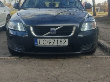 Авто Volvo V50 2009 № 8282575