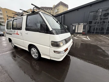 Авто Mitsubishi Delica 1995 № 8282631