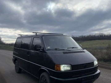 Авто Volkswagen Transporter 2000 № 8282882