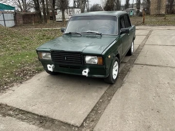 Авто ВАЗ 2107 2004 № 8282924