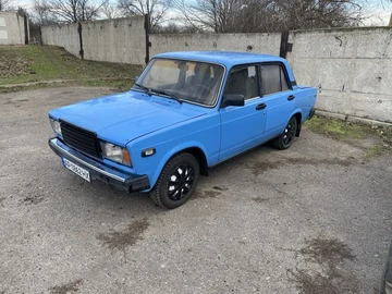 Авто ВАЗ 2107 2004 № 8283000