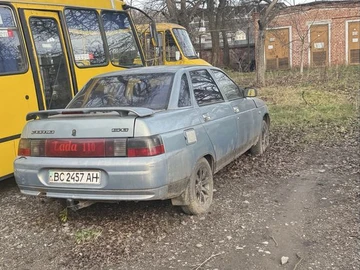 Авто ВАЗ 2110 2004 № 8283055