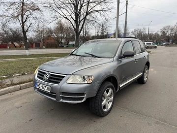 Авто Volkswagen Touareg 2005 № 8283297