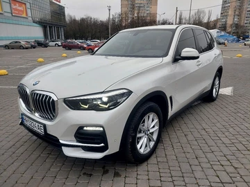 Авто BMW X5 2019 № 8283500