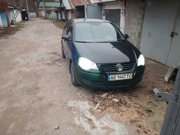 Авто Volkswagen Polo 2009 № 8283581