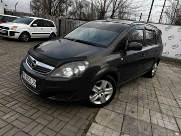 Авто Opel Zafira 2013 № 8284102