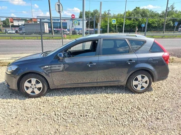 Авто KIA Cee X27 D 2010 № 8284185